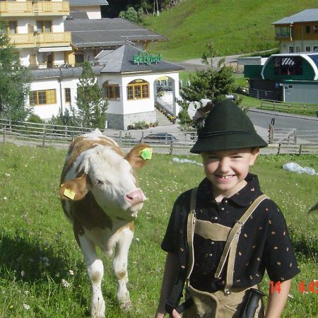 Hotel Berghof 茵聂科里姆斯 外观 照片