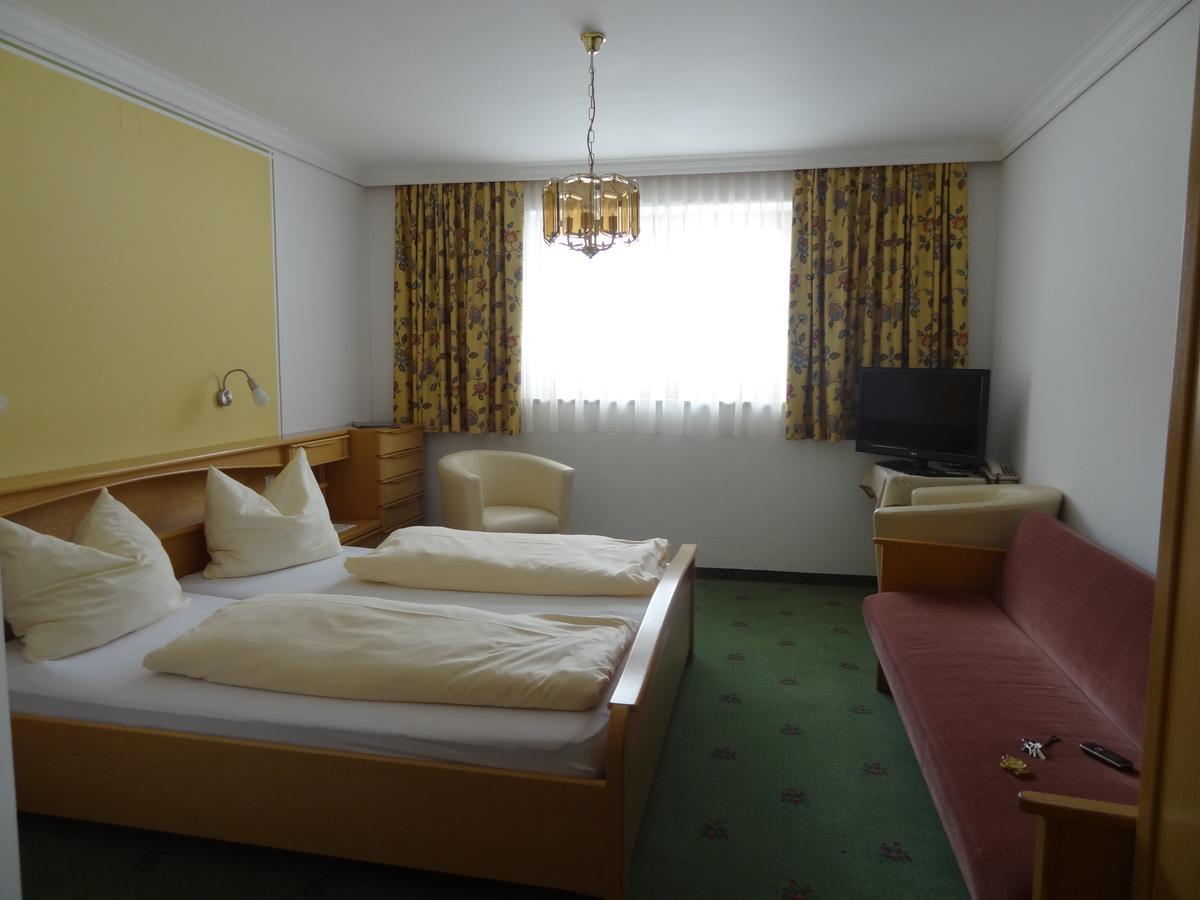Hotel Berghof 茵聂科里姆斯 外观 照片
